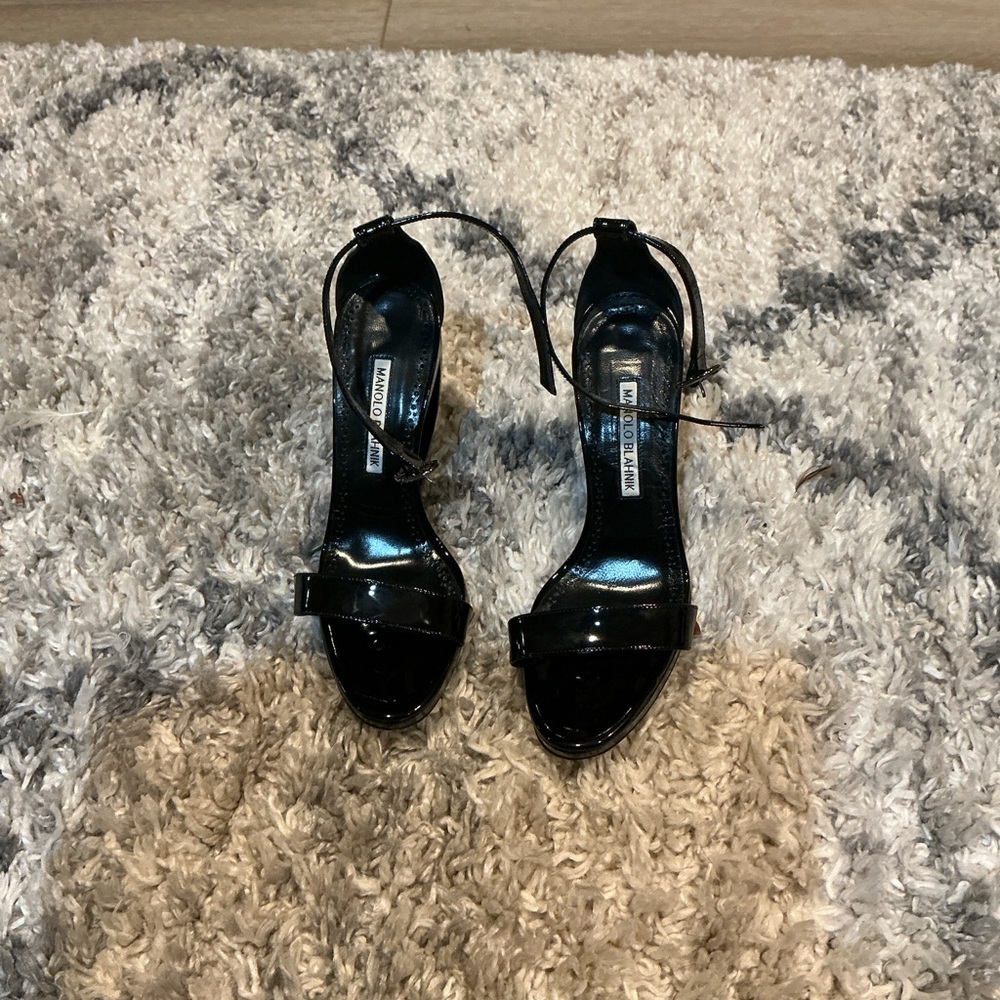 Manolo Blahnik Glossy Black Heels